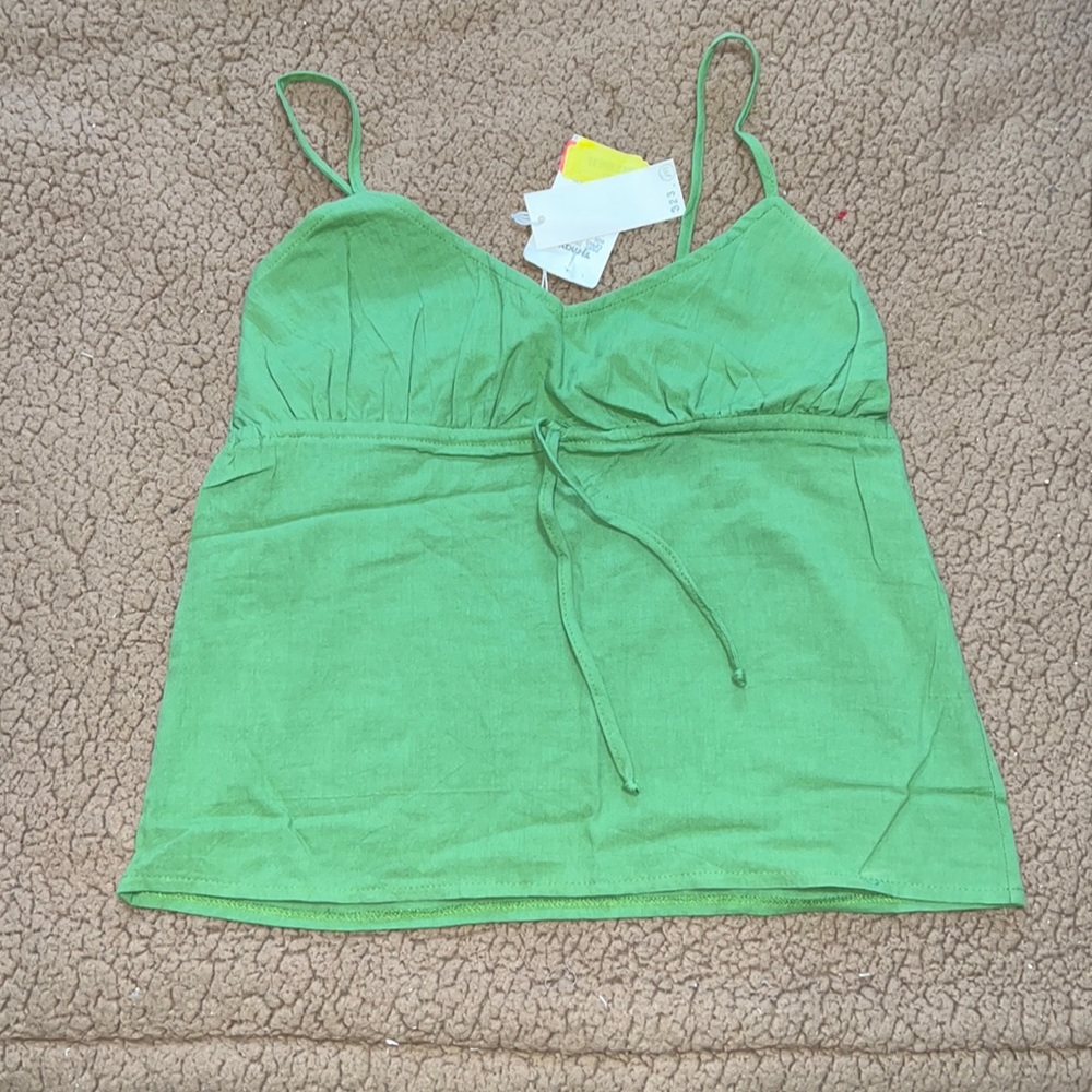 👚👖👟 Green Top